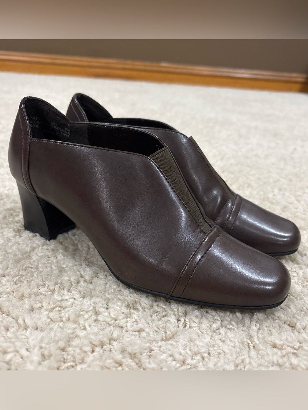 Laura Scott Brown Leather Slip On Block Heeled Dress Casual Boots Pumps Size 6M